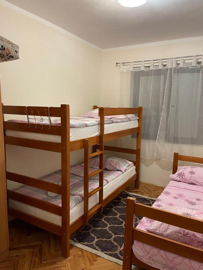 Apartmani Miro 特雷比涅 外观 照片